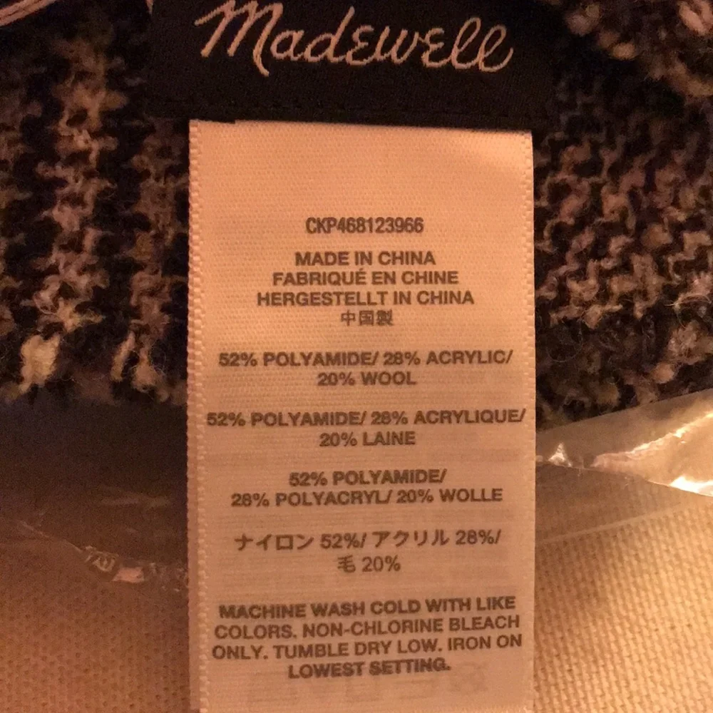 NWT Madewell Menswear tweed pattern plaid scarf grey black Menswear Plaid Scarf